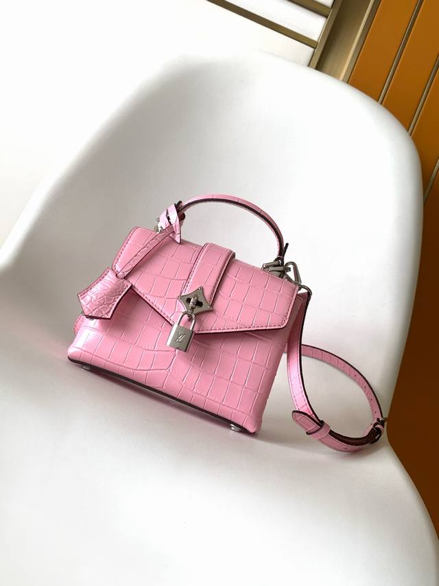 特级原厂 动态163 N82033蜥蜴纹白N98925鳄鱼黑 N98928鳄鱼枣红N80432鳄鱼粉N99017鳄鱼灰N84714喜马拉雅N86012黑配鳄鱼