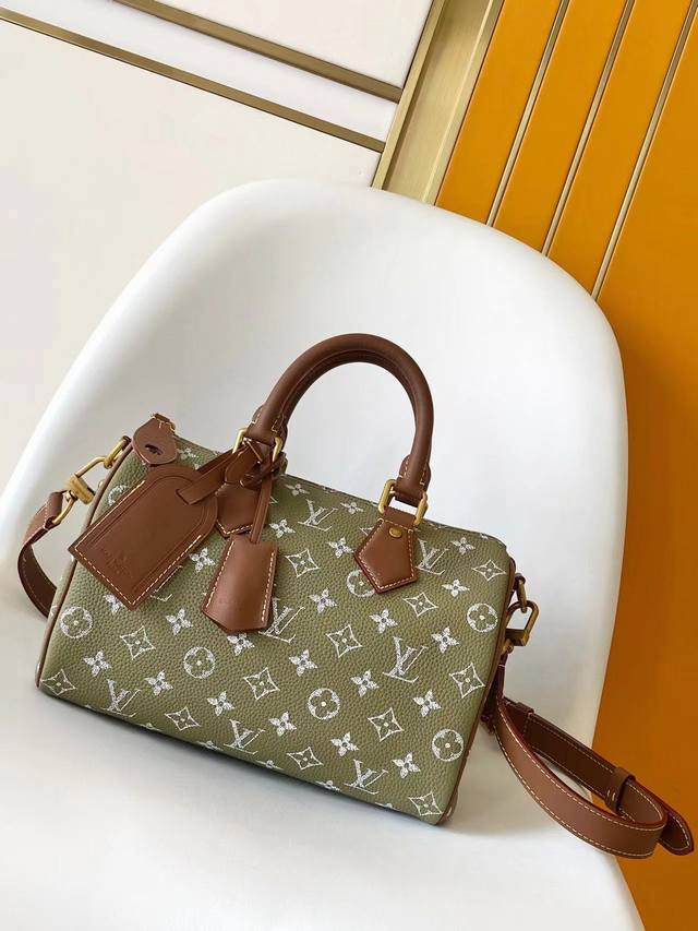 顶级原单 动态芯片 型号：M15241尼草绿M15278宝蓝M15279新粉 M26305金色M13920荧光黄M13920蓝色 M24424草绿 M13918