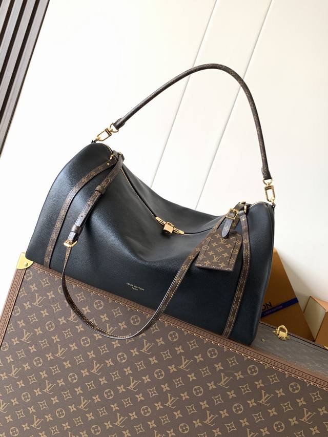 正品级 顶级原单，变码芯片 M26037黑色M26451磨砂 Express Travel 大号手袋为经典 Keepall 手袋注入温婉气息，彰显 Nicola