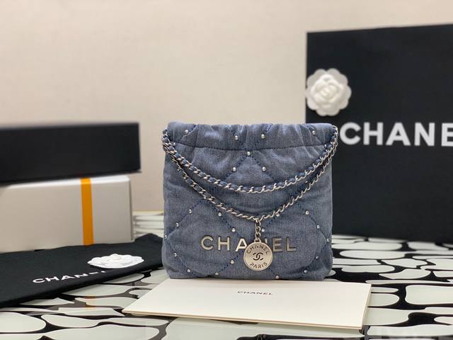 3980#新品到货丹宁牛仔 菱格绗缝做旧牛仔 - 专柜售价购入开发 热点上新丹宁牛仔 复古的水洗效果搭配白色外缝粗线, 让慵懒随性风与时髦舒适融为一体 造型感极 3980#新品到货丹宁牛仔 菱格绗缝做旧牛仔 - 专柜售价购入开发 热点上新丹宁牛仔 复古的水洗效果搭配白色外缝粗线, 让慵懒随性风与时髦舒适融为一体 造型感极