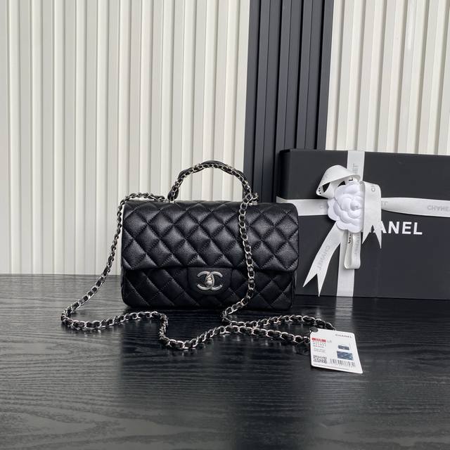 银链Chanel25B双C Logo手柄 Cf Mini As5702 精致手柄设计更显时尚 颗粒牛皮配金属复古五金 质感耐磨耐用 经典设计风格 百搭实用 这季