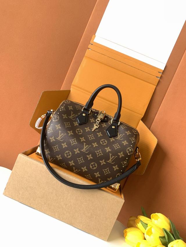 特级Mb原厂皮 Speedy Trunk 25手袋 型号：M26181老花163C芯片版 材料：A级全钢五金，进口原厂牛皮 包装：全套原厂免税Mb包装 尺寸：2