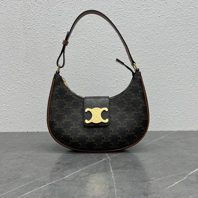 正品级 新品上线 细节图 Ava 腋下包大 Logo 老花棕色新品上线啦～ 有着高颜值的复古文艺气息～ 直接击中我心巴啊. 真的超Nice！ 腋下包包型复古又帅