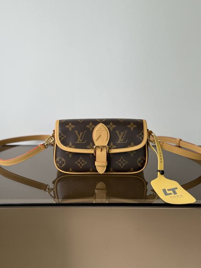 特级原厂 Nano Diane 手袋 型号: M83298 老花 163动态芯片版 材料: A级全钢五金 进口原厂面料 尺寸: 1910.56Cm