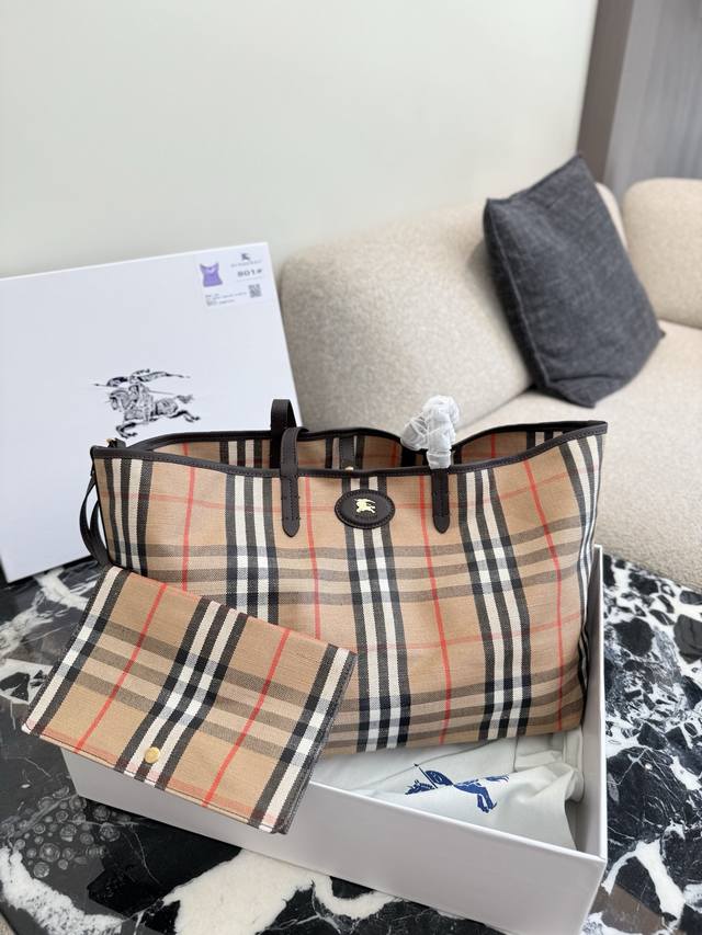 新格纹托特包 #Burberry #托特包推荐 #格子控 45Cm 无盒 新格纹托特包 #Burberry #托特包推荐 #格子控 45Cm 无盒
