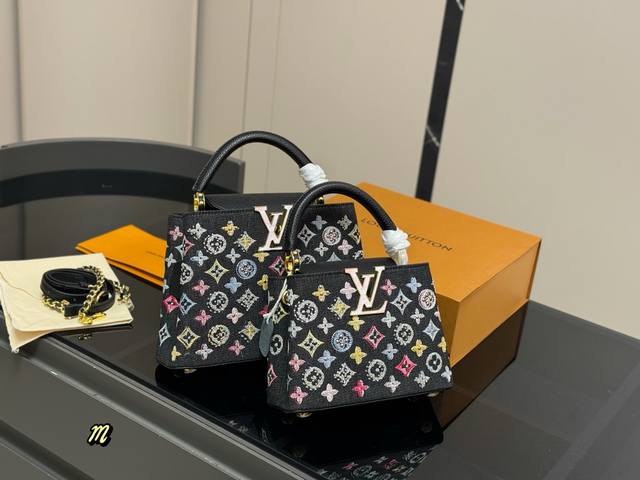 配折叠盒 Size 21.15Cm 27.18Cm Lv Capucines手袋 全粒纹Taurillon牛皮裁制 感觉低调 但有奢华质感 ！！