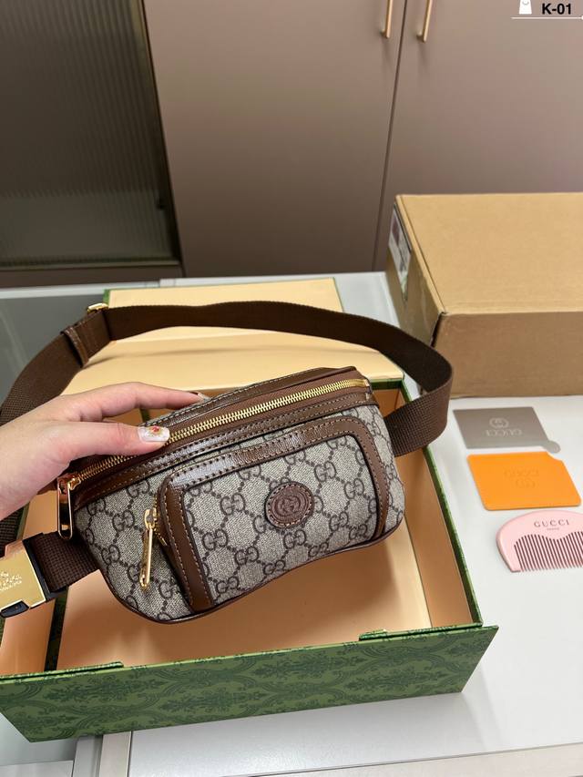 芯片版本配镜子木梳 Gucci 古驰酷奇 经典老花多用包 可斜挎 可胸包 可腰包 男女通用哦! K-01尺寸23×13折叠盒飞机盒 芯片版本配镜子木梳 Gucci 古驰酷奇 经典老花多用包 可斜挎 可胸包 可腰包 男女通用哦! K-01尺寸23×13折叠盒飞机盒