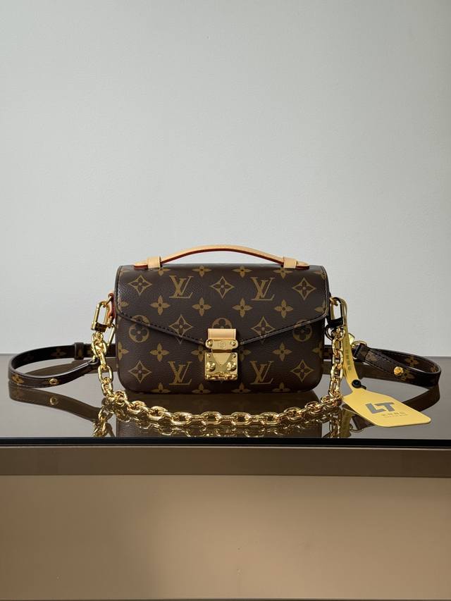 特级原厂 pochette MéTis East West 手袋 型号: M46279 老花 163动态芯片版 材料: A级全钢五金 进口原厂面料 尺寸: 21