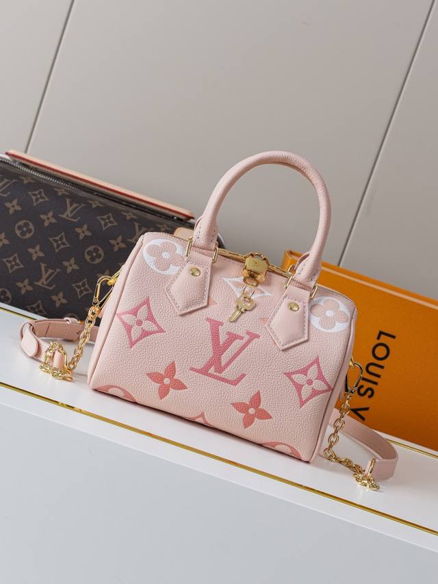 动态163C01芯片 M46518粉丝印 顶级原单 独家背景实拍 本款 Speedy BandoulièRe 20 手袋以 Monogram Empreinte