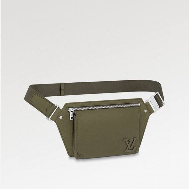 M57081黑色 M21364蓝色 M21364灰绿色独家原单 全新 Lv Aerogram 单肩包以细腻粒面牛皮革塑造极简设计,令潮流人士解放双手,搭配金属 M57081黑色 M21364蓝色 M21364灰绿色独家原单 全新 Lv Aerogram 单肩包以细腻粒面牛皮革塑造极简设计,令潮流人士解放双手,搭配金属