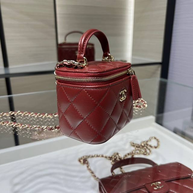 Ohanel 24A新品 最新款 内配小镜子 手提化妆小盒子 小型收纳盒 原厂皮 手工坊系列Ap2860Y尺寸：11*8.5*7Cm.