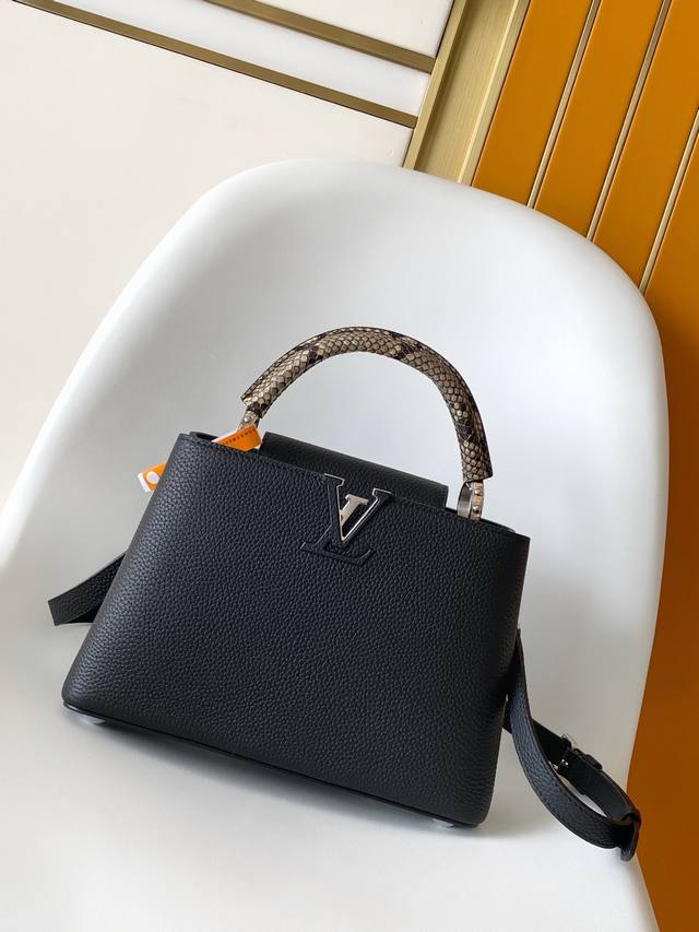 N85515白色 N85514黑色 N85513黑色 白丽 N85516黑色 N85517 灰色 特级原厂 动态163 夏季款 Capucines 迷你手袋取材