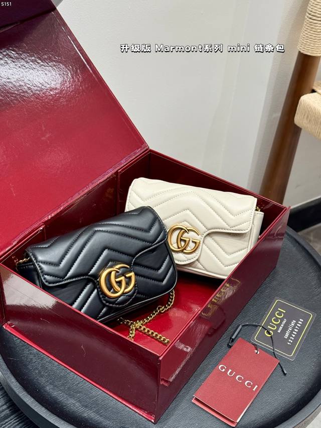 带礼盒 升级版｜ “内里带专柜钢码” Gucci Marmont 马蒙链条包 系列链带肩背包采用颇具结构感的柔软造型和超大号翻盖封口，配以双 G 金属配件。可滑