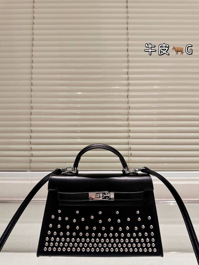 顶级原单 头层皮 Hermes 爱马仕｜Vintage Kelly 25 铆钉走秀款 爱马仕 Kelly 凯莉包 专柜万年不下架 原厂激光五金 各路时尚主播 网