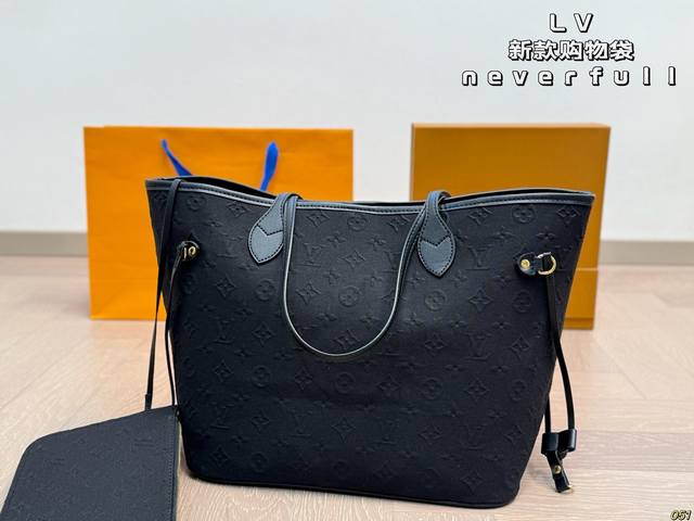 6色 Lv新款购物袋 Neverfull超级酷太爱啦 购物袋届的天花板 被它的颜值惊艳到啦 简约大气 时髦感十足 尺寸32 28