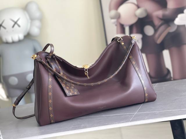 顶级原单，变码芯片 M26037咖啡 M26037黑色M26451磨砂 Express Travel 大号手袋为经典 Keepall 手袋注入温婉气息，彰显 N