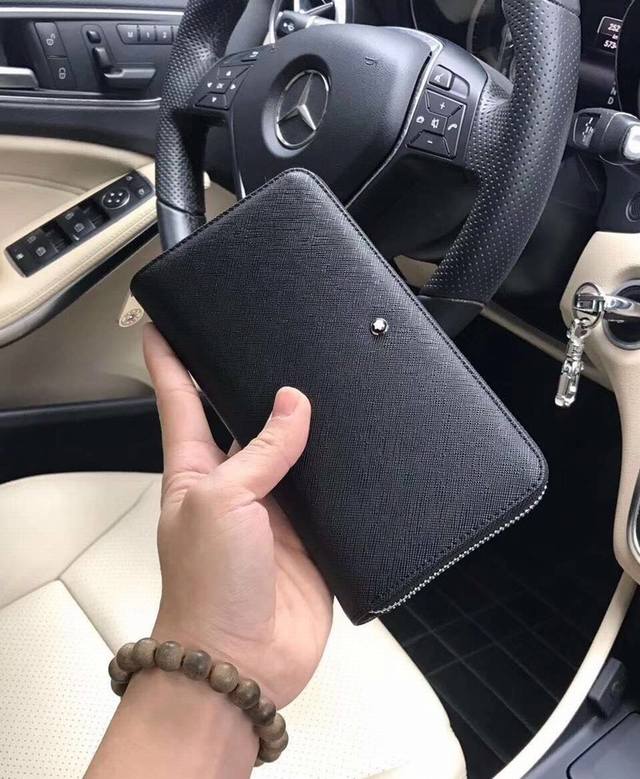 p 顶级 原单 万宝龙Montblanc 小号拉链钱包 黑色 专柜对版Ykk拉头 顶级进口头层十字纹牛皮 型号16357 尺寸19-10-2Cm
