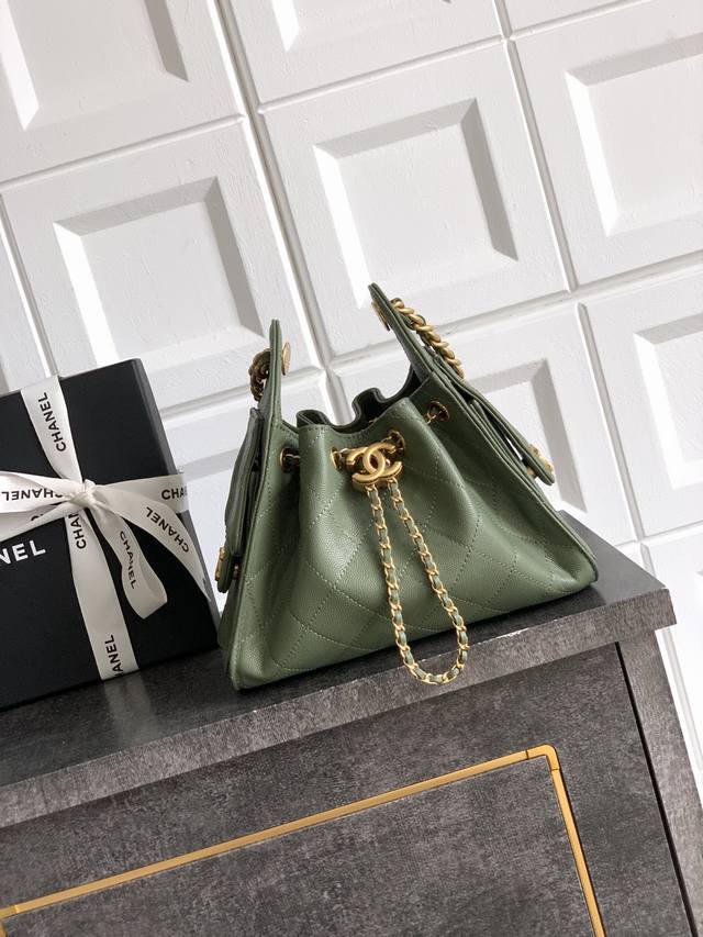 顶级原单 抹茶色 迷你號、进口超柔软鱼子酱牛皮、非市面上硬邦邦的！ 顶级品质 出货啦、Ohanel 25A抽绳水桶Hobo小号出货啦｜实拍这颜值简直逆天啊！又酷