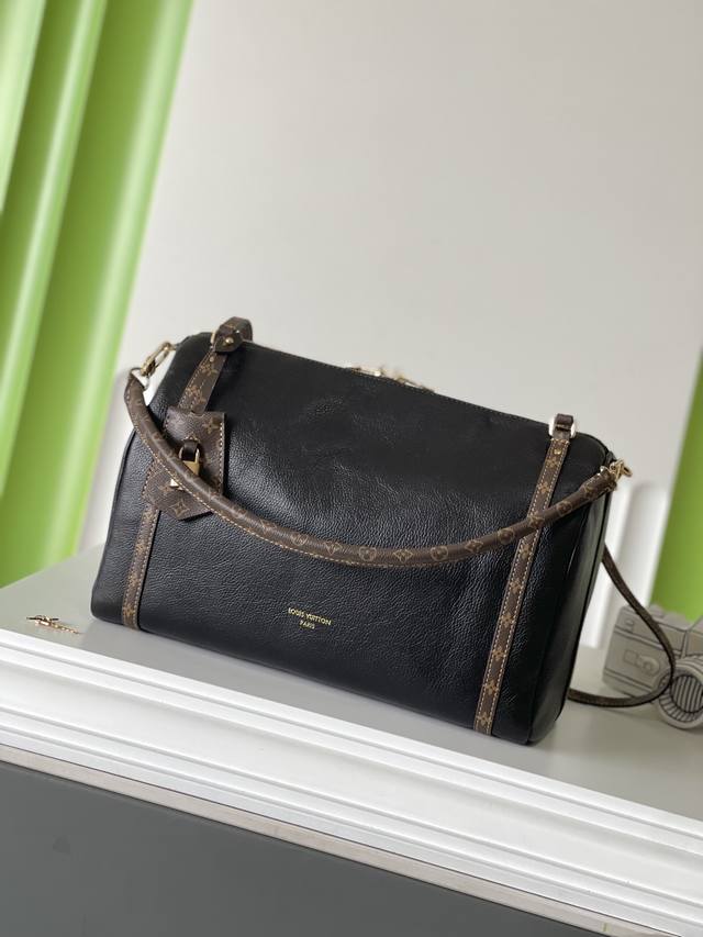 正品级 M26359 36×24×18.5 Express 全皮枕头包 顶级原单 变码芯片