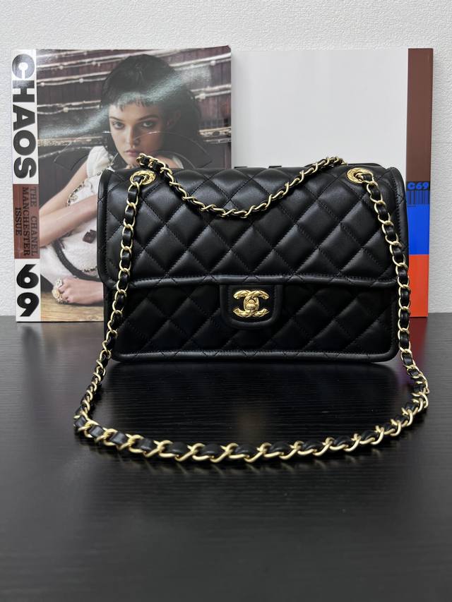 原厂皮 24K新品 小牛皮 复古铜制五金 尺寸：28Cm9Cm18Cm 型号：5145