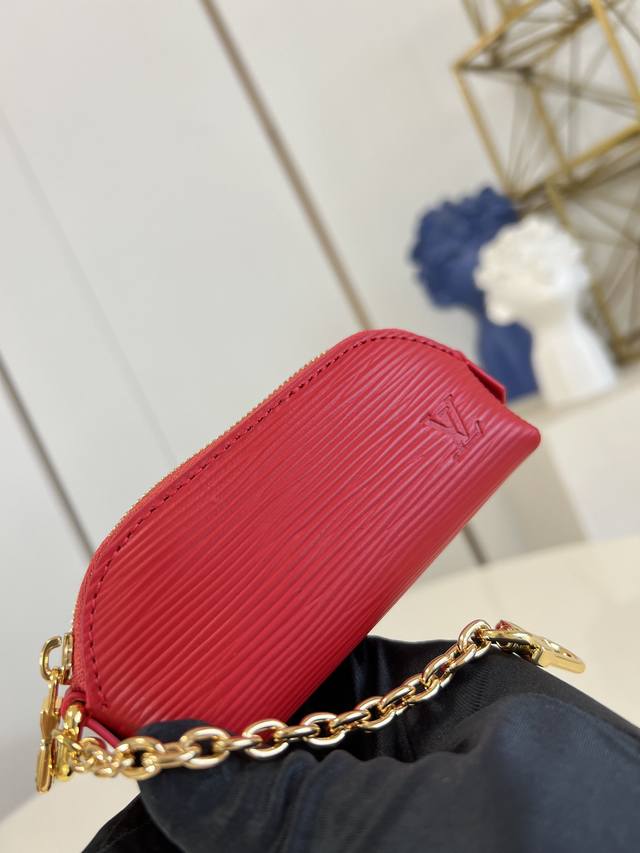 出厂价P 顶级原单 M25687大红 Lipstick化妆包以迷你版本解构品牌化妆包的经典构型，打造单只唇有的收纳佳选。Monogr Am 帆布结合Vuitto