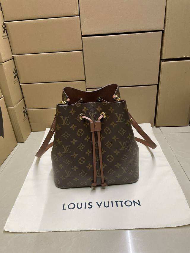 高品质 M44887焦糖色 原厂皮 特级做工 芯片跳码 大货实拍