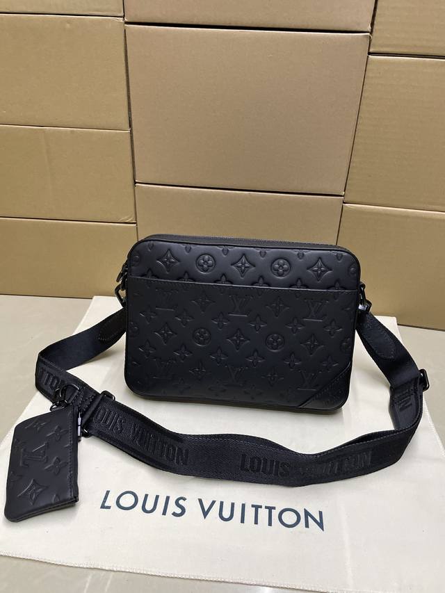 高品质 M69827 头层原厂皮 特级做工 芯片跳码 大货实拍 高品质 M69827 头层原厂皮 特级做工 芯片跳码 大货实拍