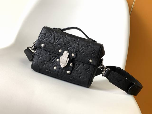 M13871压花头层 M11743黑花变码芯片版 全钢五金顶级原单 独家实拍 本款 Soul Trunk 手袋取材 Monogram Eclipse 帆布，以柔