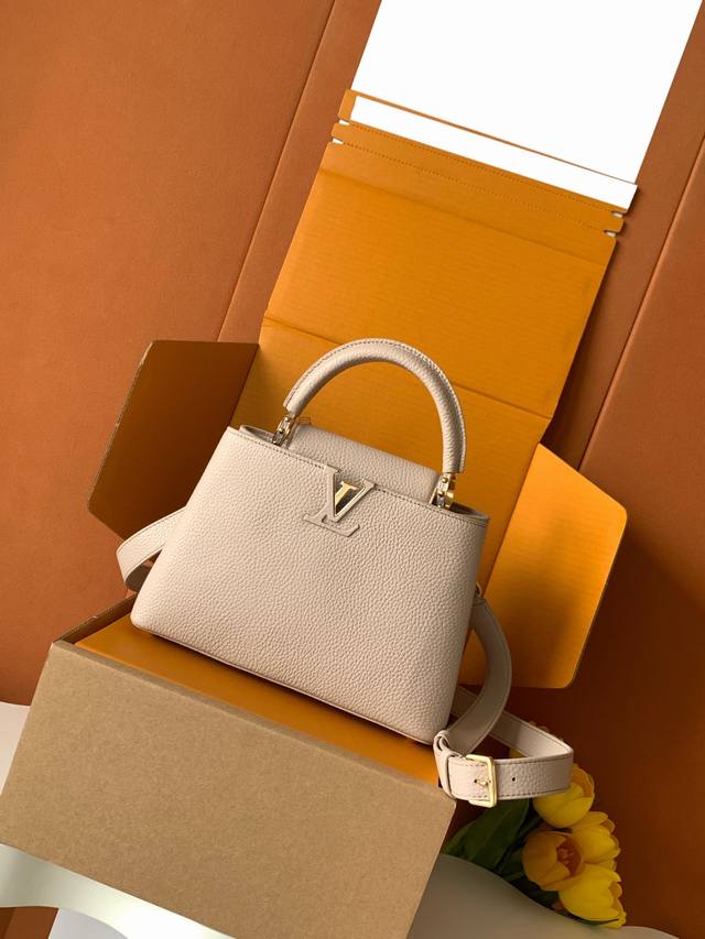 出厂价P 特级Mb新版芯片原厂皮 Capucines 迷你 灰紫金 型号：M24728 材料：A级全钢五金，进口牛皮 包装：全套原厂免税Mb包装 尺寸：27X