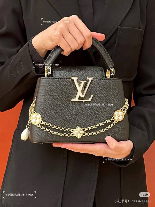 M25862黑色 正品图 花朵链条全皮Cap那英款 本款 Capucines 迷你手袋