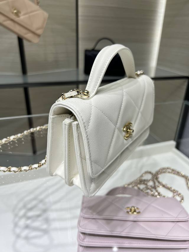 Ohanel 25K最新款 大菱格 手机包手提包 原厂皮 Ap6410Y尺寸：11*8.5*7Cm.