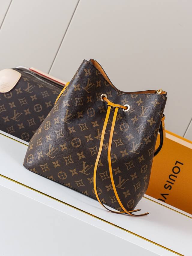 动态163C01芯片 M43430老花黄 顶级原单M44022 独家背景实拍 本款 NéOnoé 水桶包以 1932 年 Gaston-Louis Vuitto