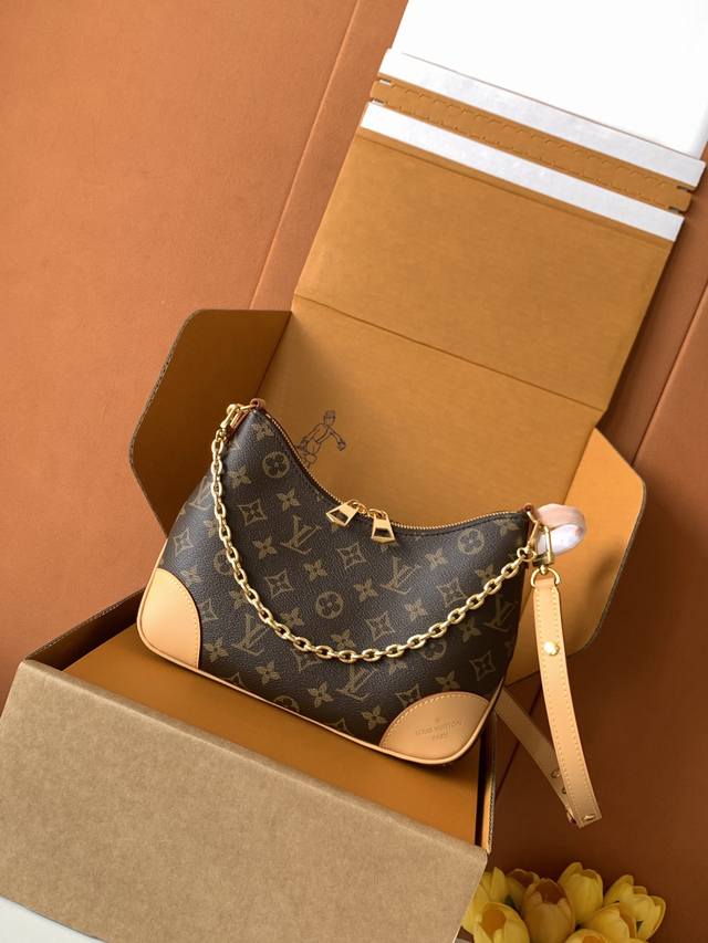 Boulogne手袋 特级加强版 型号: M45832 皮料: 是意大利A级皮料 五金: 采用进口A级全钢五金 包装: 全套原厂Mb包装 尺寸:29X16X9. Boulogne手袋 特级加强版 型号: M45832 皮料: 是意大利A级皮料 五金: 采用进口A级全钢五金 包装: 全套原厂Mb包装 尺寸:29X16X9.