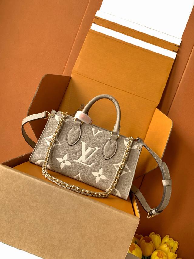 特级Mb芯片版原厂皮 Onthego 小号 型号：M23641动态芯片版 材料：A级全钢五金，进口原厂面料 包装：全套原厂免税Mb包装 尺寸：25*13*10C