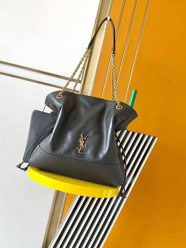 正品级 Ys1 Jamie 4.3 Large Pochon羊皮腋下包 设计师真的太懂消费者需要什么了吧 很多托特包的设计都没法让颜值和实用性两者都兼得 但是！