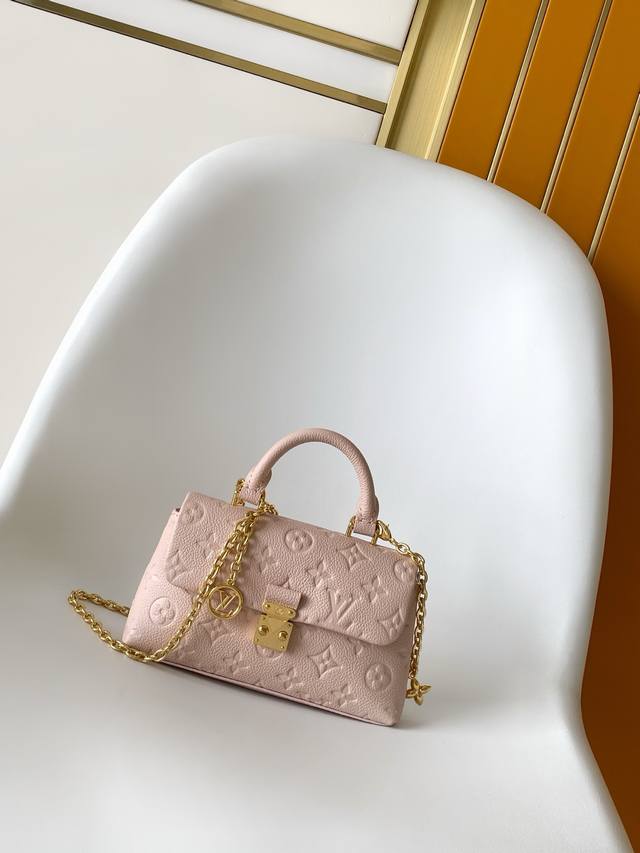 210C01动态芯片 顶级原单 M12145米白 M12144黑色 M12211蓝色 M27043粉色 本款 Nano Madeleine 手袋以 Monogr