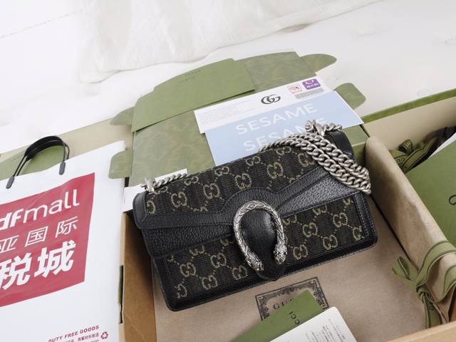 厂价 。 最高版本原厂皮顶级原单配专柜全套包装 简介：质感十足的虎头设计是Dionysus系列的经典特征，唤起人们对典藏设计符号的回忆。猫科动物贯穿品牌的设计世