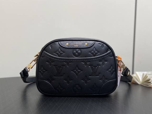 出厂价P 顶级原单 M25518黑色 全皮相机包 Tiny Camera Bag 手袋 M25518 黑色 M26509 白色 本款 Tiny Camera B
