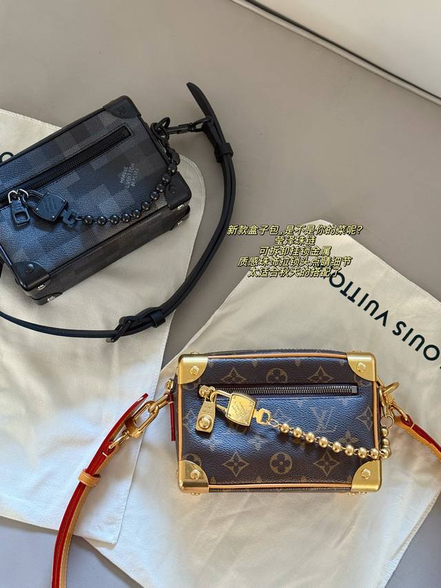 配盒 升级版. Size：18*13Cm L家 复古Trunk软箱子 新款盒子包，是不是你的菜呢 这款Mini Soft Trunk盒子包复古感满满特点是这个，