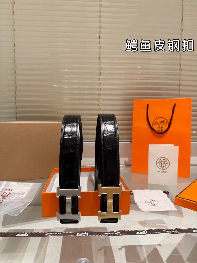 鳄鱼皮钢扣 顶级原单 爱马仕新品钢扣搭配头层鳄鱼皮 送人自留都非常有面 全套包装