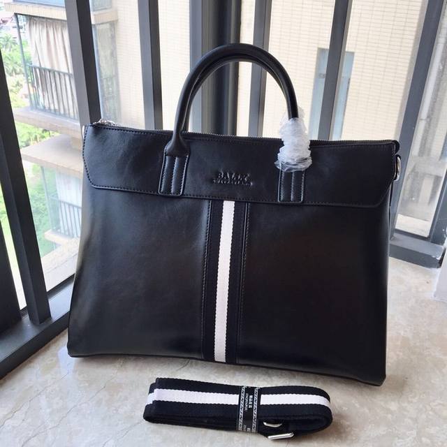 原版货 巴利手提公文包 型号:8064 尺寸:41-21-8 专柜新款重金打版复刻原版皮复刻皮质超级柔软超大容量定制专柜原版五金顺滑拉链完美工艺拒绝偷工减料,质 原版货 巴利手提公文包 型号:8064 尺寸:41-21-8 专柜新款重金打版复刻原版皮复刻皮质超级柔软超大容量定制专柜原版五金顺滑拉链完美工艺拒绝偷工减料,质