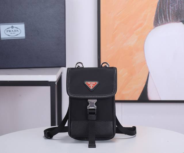 配原厂盒子 新款手机包2Zh109新出色货了新款手包机造型超简单又独特,对于现在级超流行的小包风潮,绝对是值入得手的!而且有莫种名复古的感觉对于览包无的数时髦精 配原厂盒子 新款手机包2Zh109新出色货了新款手包机造型超简单又独特,对于现在级超流行的小包风潮,绝对是值入得手的!而且有莫种名复古的感觉对于览包无的数时髦精