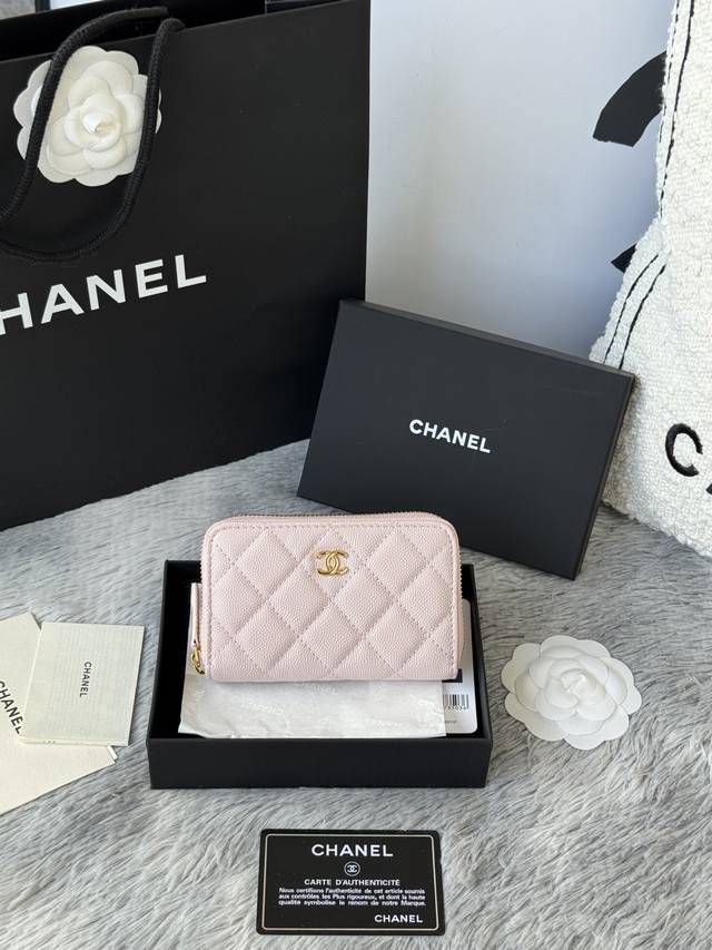 顶级原单 中号 终于到了货了,Chanel 25C 加大款拉链包,内个有拉链 第一吃瓜现场 内里拉鍊加大黑金牛零钱包 鱼子酱牛皮制作 银座Sa太棒了 热情又耐心 顶级原单 中号 终于到了货了,Chanel 25C 加大款拉链包,内个有拉链 第一吃瓜现场 内里拉鍊加大黑金牛零钱包 鱼子酱牛皮制作 银座Sa太棒了 热情又耐心