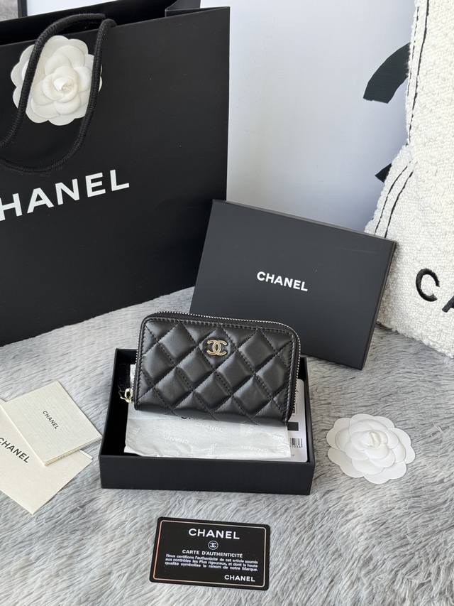 顶级原单 中号 终于到了货了,Chanel 25C 加大款拉链包,内个有拉链 第一吃瓜现场 内里拉鍊加大黑金牛零钱包 鱼子酱牛皮制作 银座Sa太棒了 热情又耐心 顶级原单 中号 终于到了货了,Chanel 25C 加大款拉链包,内个有拉链 第一吃瓜现场 内里拉鍊加大黑金牛零钱包 鱼子酱牛皮制作 银座Sa太棒了 热情又耐心