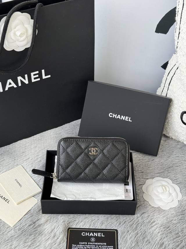 顶级原单 中号 终于到了货了,Chanel 25C 加大款拉链包,内个有拉链 第一吃瓜现场 内里拉鍊加大黑金牛零钱包 鱼子酱牛皮制作 银座Sa太棒了 热情又耐心 顶级原单 中号 终于到了货了,Chanel 25C 加大款拉链包,内个有拉链 第一吃瓜现场 内里拉鍊加大黑金牛零钱包 鱼子酱牛皮制作 银座Sa太棒了 热情又耐心