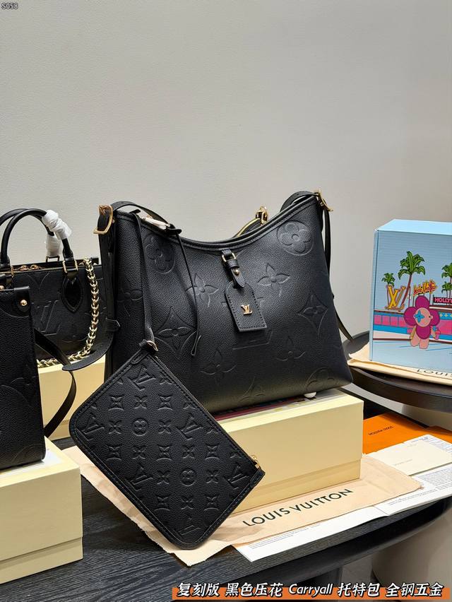 大花 折叠礼盒 复刻版！钢五金！ Lv的压花黑色Carryall 托特包Tote 如果喜欢容量大的， 新色系Carryall 购物袋不能错过 带可拆卸内袋，可改