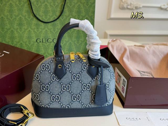 折叠盒 Size：24×17 Lv路易威登新款Nano Alma丹宁牛仔贝壳包 经典包款，简约却不失时尚～ 小巧精致但内里容量足 日常通勤绝对Ok，撞包率也不高