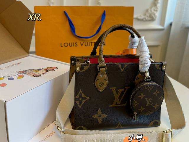 小号 折叠盒飞机盒 Size：25×19 Lv路易威登新款迷你Onthego丛林托特包 整体包型硬挺，材质硬朗不软塌 配有长短肩带，手提腋下 减龄同时又增加了几