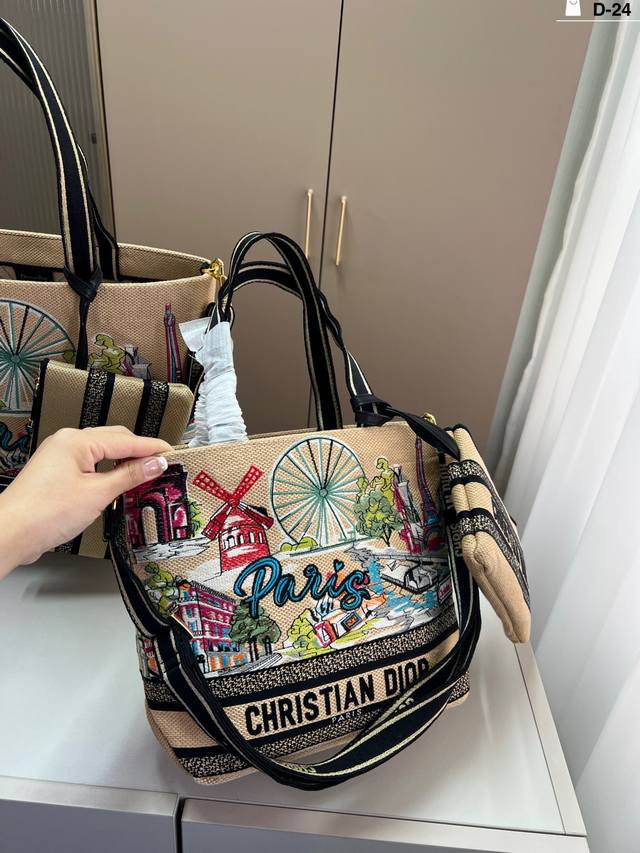 小 迪奥Dior 刺绣菜篮子 简直无法拒绝 超显气质 高级感十足 集美必入款 D-24尺寸35×35 26×25折叠盒 小 迪奥Dior 刺绣菜篮子 简直无法拒绝 超显气质 高级感十足 集美必入款 D-24尺寸35×35 26×25折叠盒