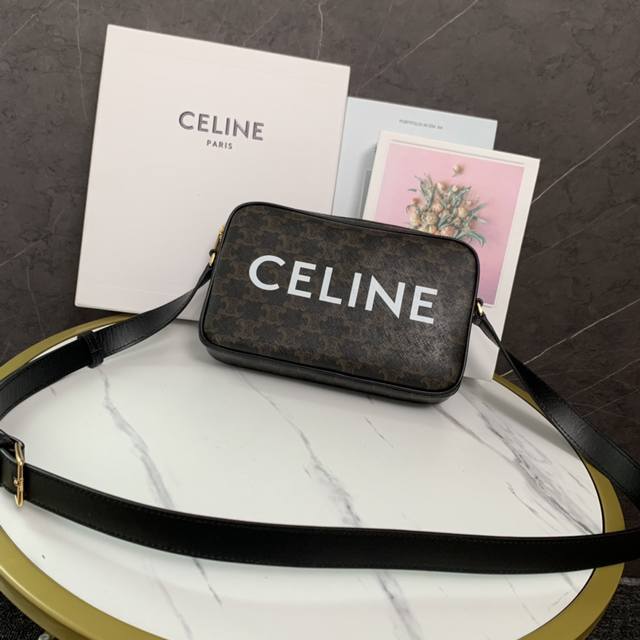 正品级 Celine 相机包男女通用 款号：194502花料 克 尺寸：24-15-4.5 配原版包装